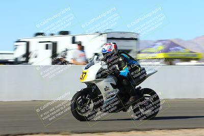 media/Jan-09-2022-SoCal Trackdays (Sun) [[2b1fec8404]]/Front Straight Speed Shots (1pm)/